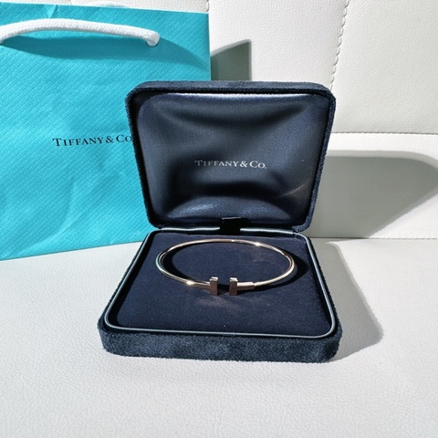 Tiffany蒂芙尼 T系列 18K玫瑰金線圈手鐲
