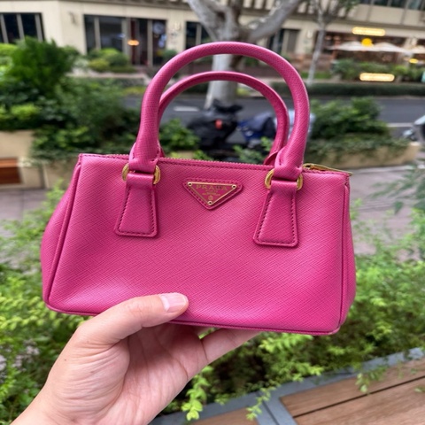 普拉達 Prada  手提包 牛皮 長 18 x 寬 6 x 高 12 cm