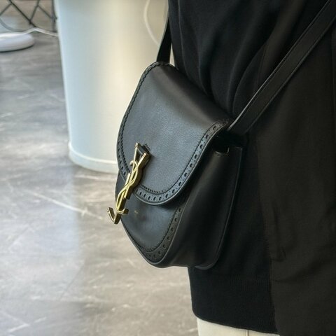 YSL LOGO全皮馬鞍包 黑色