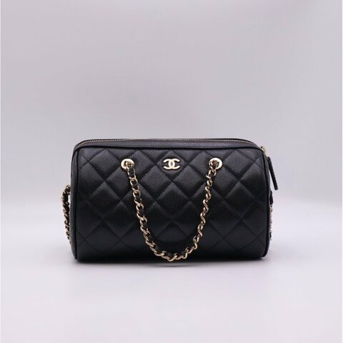 CHANEL 粒面牛皮保齡球包 - 黑金