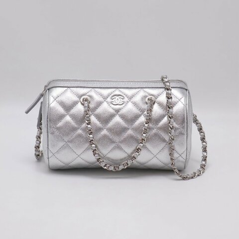 CHANEL 粒面牛皮保齡球包 - 銀