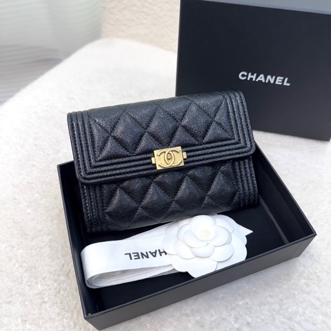 香奈兒CHANEL黑金荔枝牛皮BOY下蓋中夾