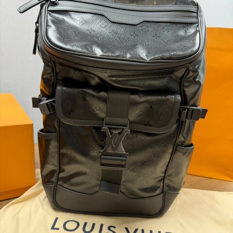 Louis Vuitton後背包