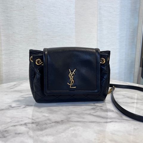 YSL黑羊皮金釦Nolita迷你肩斜背包