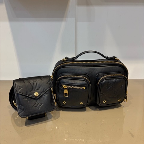 LV 黑牛皮Utility Crossbody炸藥包M80450