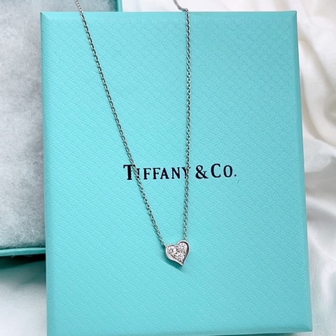 Tiffany heart系列 鉑金心形鑲鑽項鍊 鑲嵌3顆鑽石 重約0.17克拉