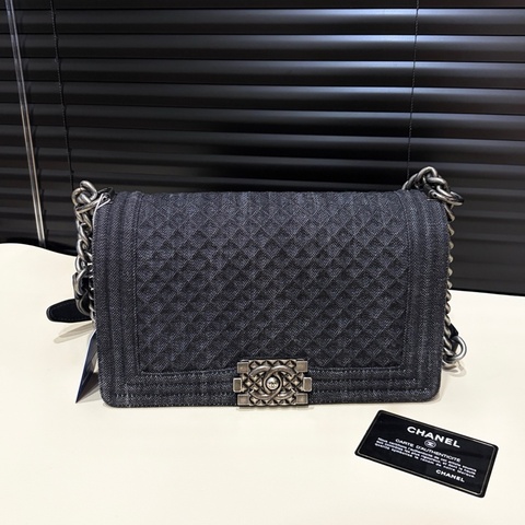 Chanel香奈兒 Leboy中號黑灰色牛仔布 菠蘿扣 單肩包斜挎包