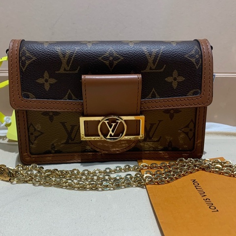 LV/路易威登 達芙妮woc 經典老花芯片款 尺寸：18.5×12×5cm