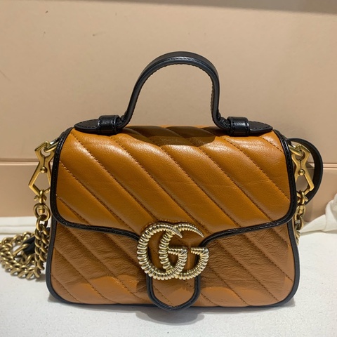 Gucci Marmont 焦糖南瓜 拼黑色小號郵差包 尺寸21*15 黑標028