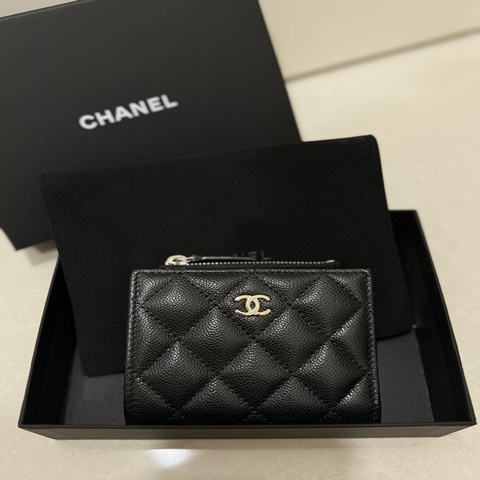 Chanel 香奈兒對折短夾