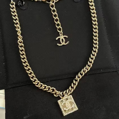 CHANEL 巴洛克水鑽🔓🪩財閥千金工藝 項鍊