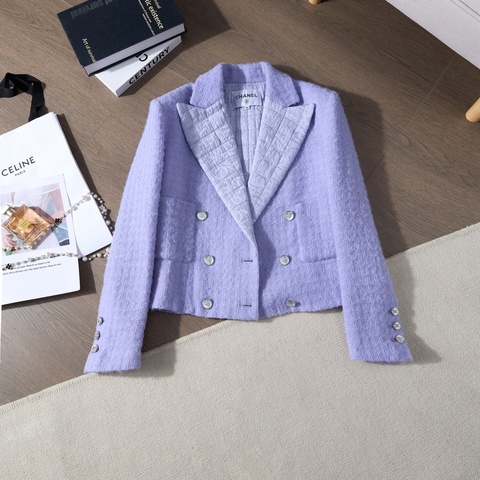 Chanel 21K Runway淺紫色雙排扣Tweed外套