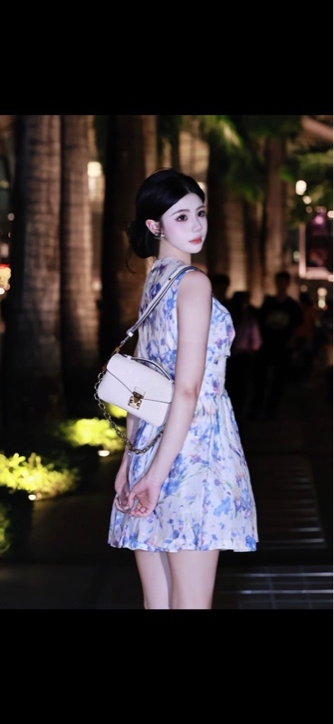LV M22942 Pochette Métis East West 奶油色壓紋牛皮橫式郵差包