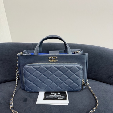 Chanel 經典 Business Affinity Tote 粒紋荔枝皮/寶藍色