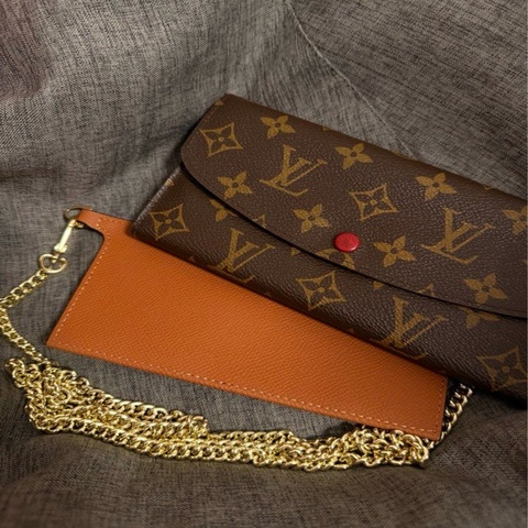 Louis Vuitton 的經典三合一鏈條包