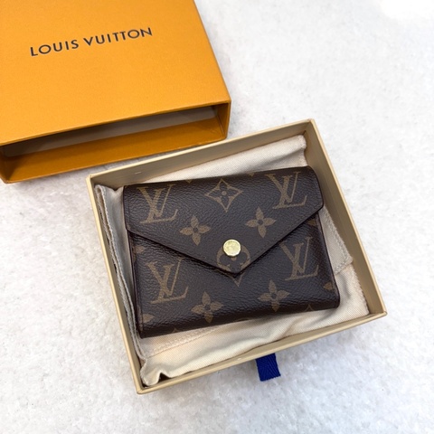 路易威登LV原花Monogram咖啡色Victorine三折短夾錢包M62472