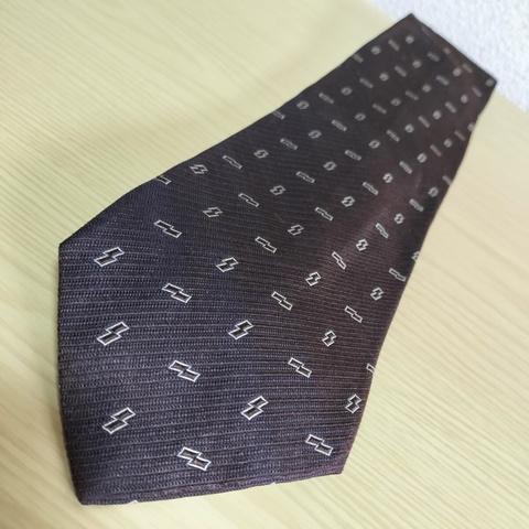 真品ARMANI COLLEZIONI 亞曼尼綢領帶 義大利製100% Silk