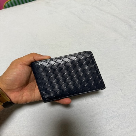 Bv經典編織藏青色短夾