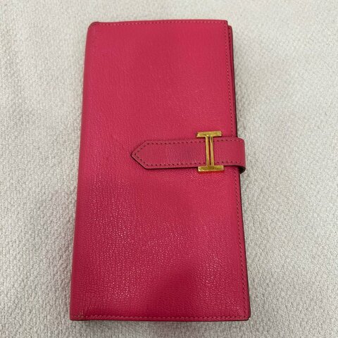 Hermès Bearn Long Wallet Goatskin Leather Vivid Pink Gold Hardware