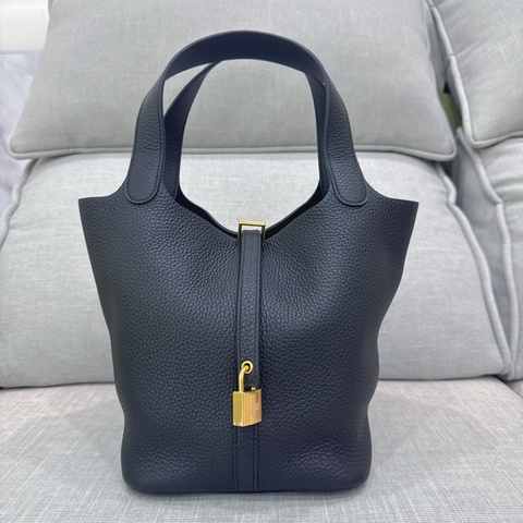 JK國際二手精品✨很新🩷Hermes P22菜籃子黑金