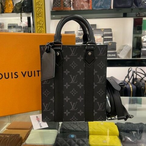 東區正精品㊣LV SAC PLAT MINI M46453 黑花琴譜包風琴包肩背包斜背包男包 RZ6580