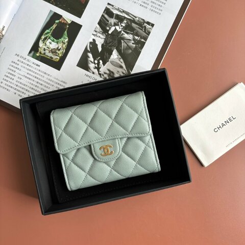 ::CHANEL::  Gray-Green Classic Flap Calfskin Wallet 灰綠 湖水綠菱格荔枝金雙C釦式三摺短夾