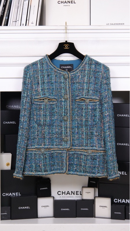 Chanel 19年埃及系列秀款孔雀蓝粗花呢四口袋外套
