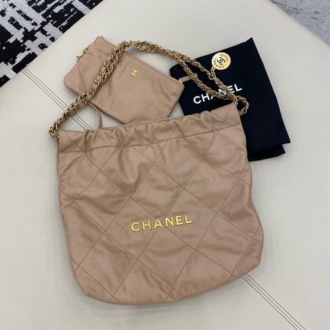 Chanel • 經典奶茶色金釦22 Bag 小號 芯片款✨