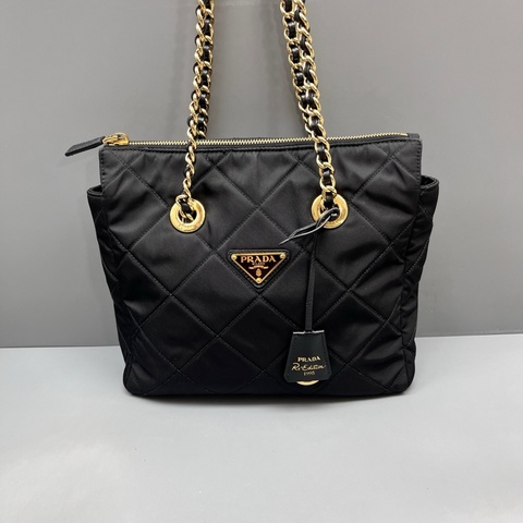 Prada 普拉達 黑色尼龍格紋鏈條單肩包 尺寸25*22