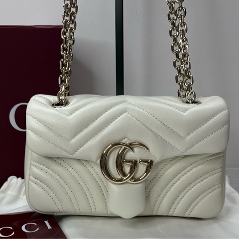 Gucci/古馳 新款羊皮 馬蒙 22  Marmont 白色鏈條包 25年12月購入
