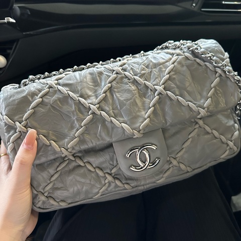 Chanel質感灰油蠟牛皮外縫CF
