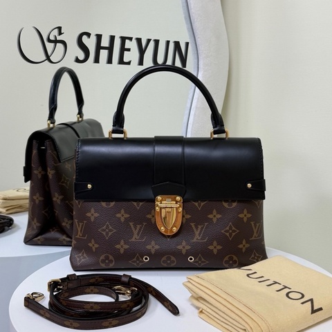 LV 路易威登One Handle老花拼黑鎖頭郵差包 皮牌不在，尺寸26*18