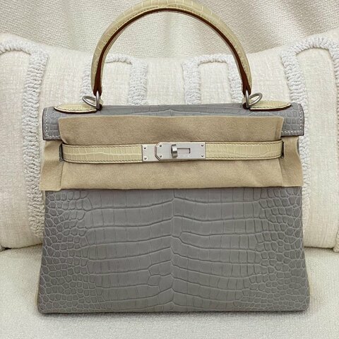 Hermès Kelly 28 Y1香草色拼珍珠灰 倒V鱷魚 磨砂銀扣