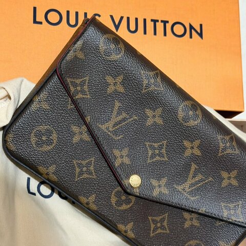 【近全新】LV鍊條三合一WOC
