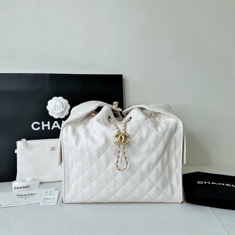 CHANEL 奶白中號Hobo25包