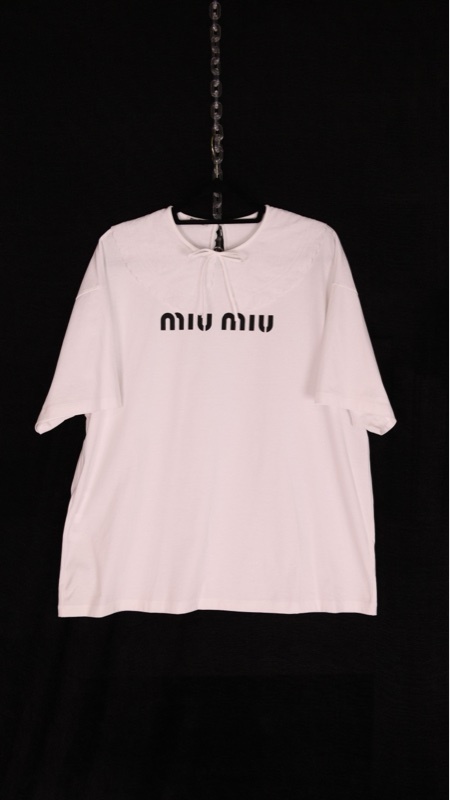 MIU MIU白色蕾丝花边领拼接黑白字母短袖上衣外套