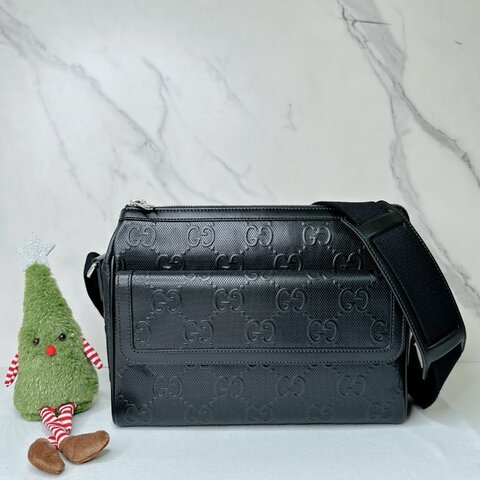 GUCCI GG皮革斜背郵差包