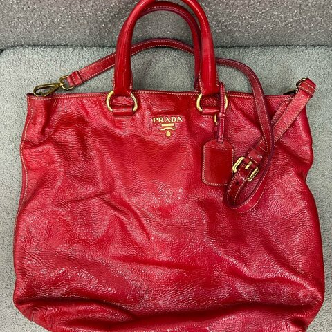 Prada 波士頓包 紅色 油蠟皮 金扣
