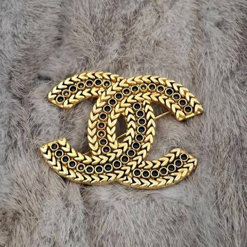【Chanel】Vintage 個性鍍黑雙 C 鏈紋胸針✨ 復古黑金皮穿鏈紋理別針/Coco Mark【絕版稀有酷黑款/含刻印】