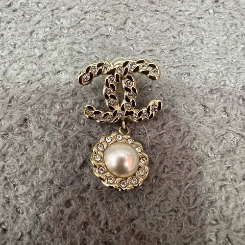 Chanel 雙C珍珠耳環 金色