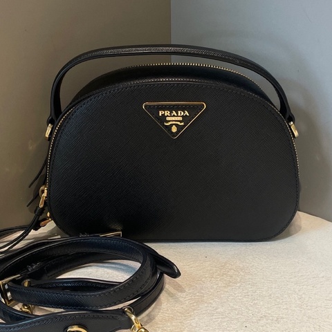 Prada 普拉達 Brique 黑金相機包 21×14