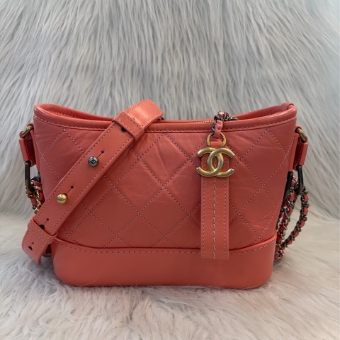 CHANEL A91810 粉橘小牛皮流浪斜背包肩背包 斜背包 流浪包 Gabrielle