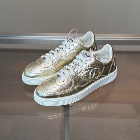 Chanel 香奈兒 金角大王空軍一號香檳色板鞋 尺碼 37