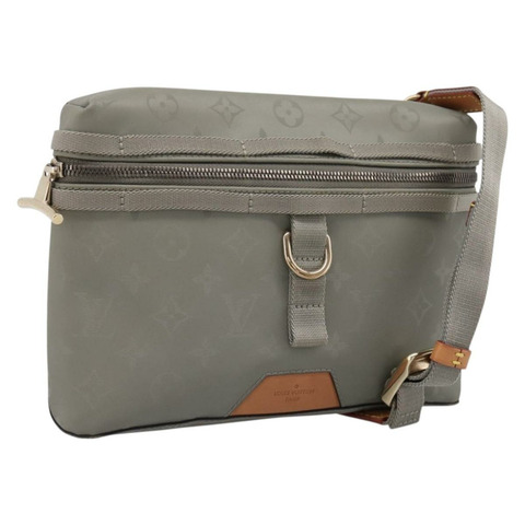 路易威登 Monogram Titanium Messenger PM 斜背包 灰色 M43889 LV Auth ka5662V