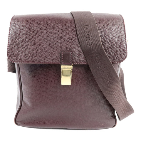 LOUIS VUITTON Taiga Yaranga肩背袋