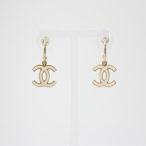 Chanel Vintage 10P Enamel White Pendant Stud Earrings