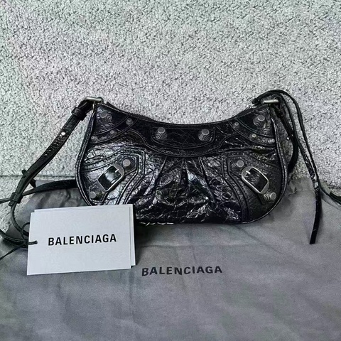 balenciaga巴黎世家 最新款黑色拉鍊開合鏈條肩帶小牛皮手提單肩包