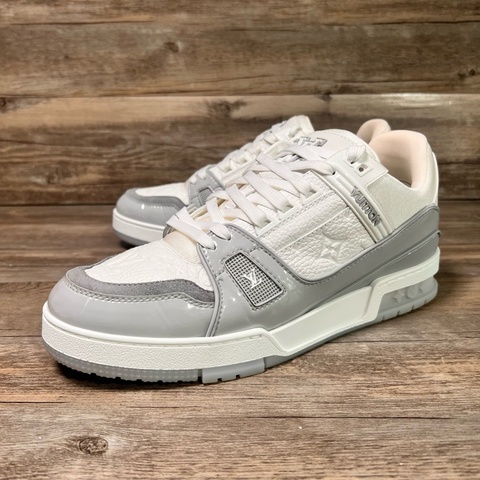Louis Vuitton路易威登 trainer 新款 灰白 灰色  42.5碼