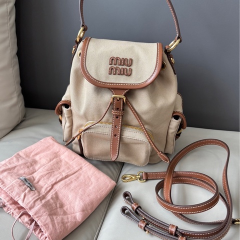 Miumiu 帆布拼皮 雙肩包 後背包 卡其色