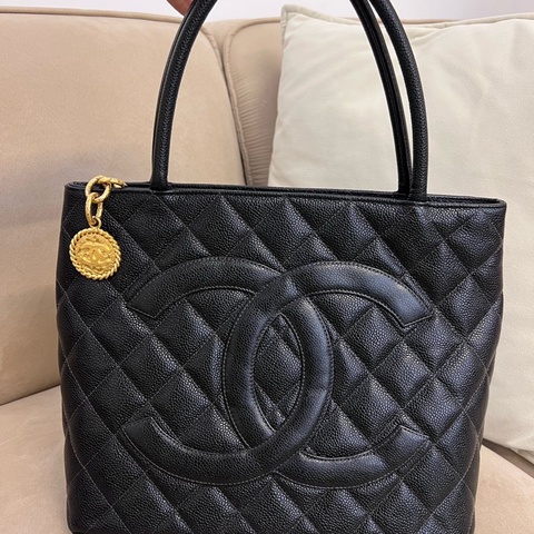 Chanel香奈兒 黑金希爾頓 菜籃子托特包 5開 原始品相極品好成色